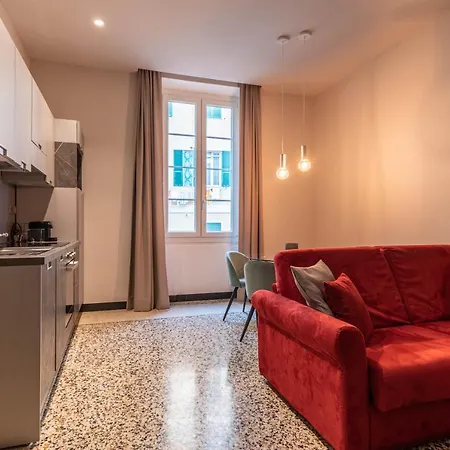 Hnn Luxury * Γένοβα