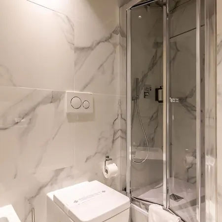 Hnn Luxury