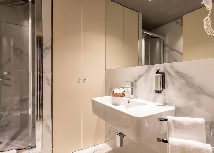 Hnn Luxury Apartman Genova