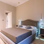 Hnn Luxury *